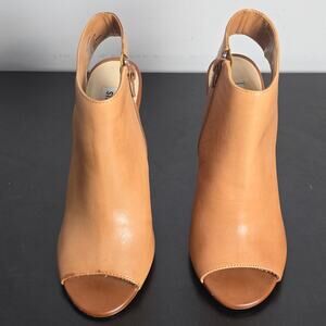 Steve Madden Size 7.5 M Tan Leather Peep Toe Slingback Booties